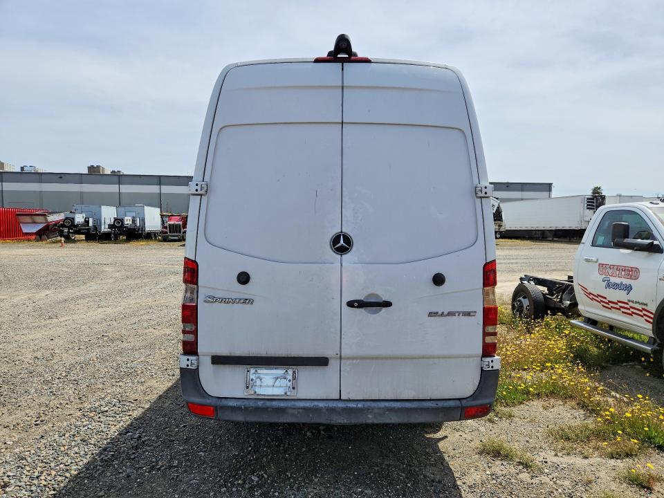 2016 Mercedes Benz Sprinter მანქანა იყიდება აუქციონზე, vin: WD3PE8CD8GP216171, აუქციონის ნომერი: 52250976