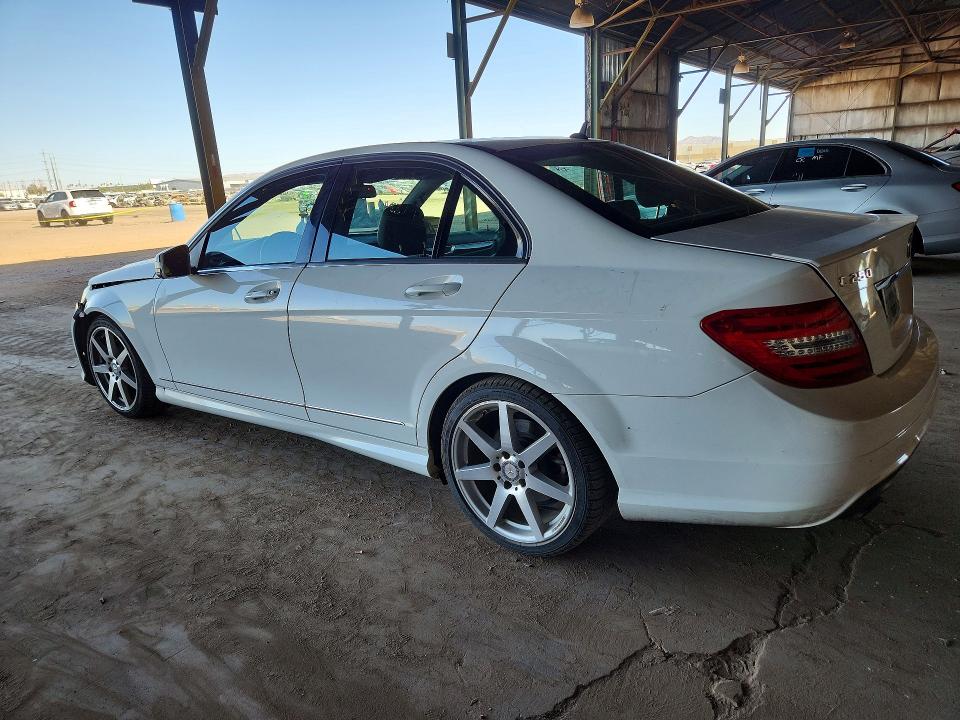 Продаж на аукціоні авто 2014 Mercedes-benz C, vin: WDDGF4HBXEA953526, номер лоту: 54805476