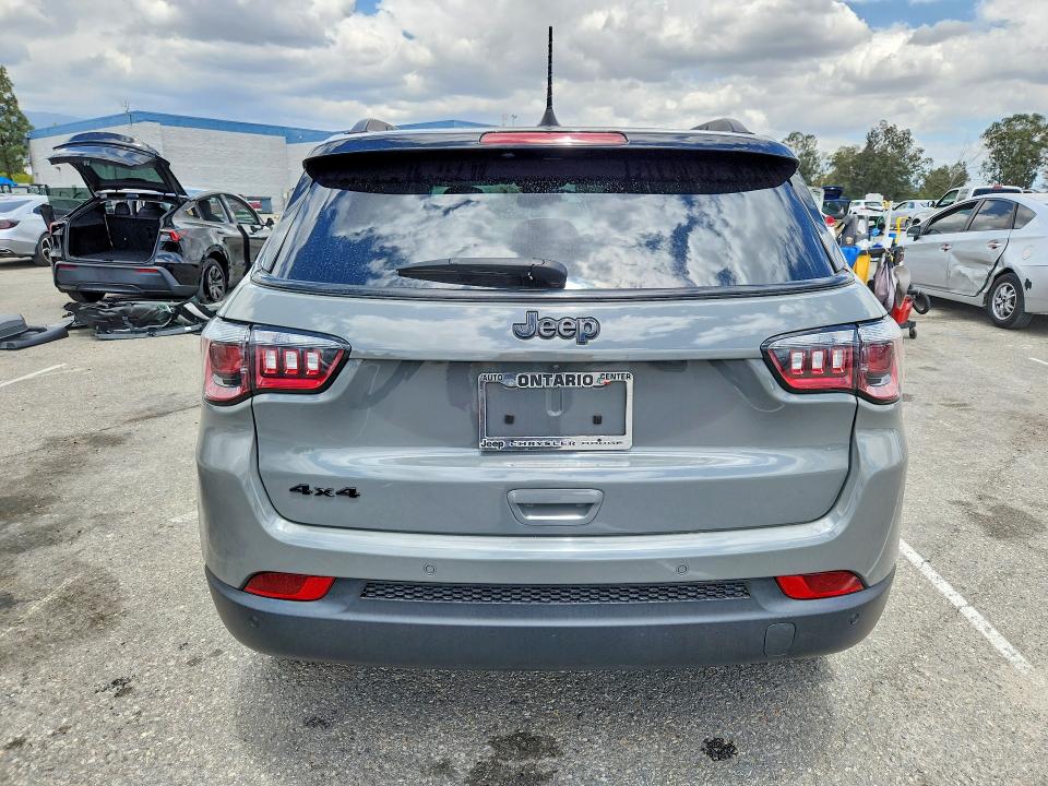 55069866 :رقم المزاد ، 3C4NJDBN6PT556328 vin ، 2023 Jeep Compass مزاد بيع