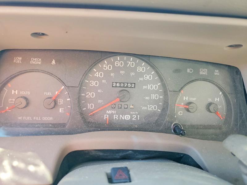 2005 Mercury Grand Marquis მანქანა იყიდება აუქციონზე, vin: 2MEFM75W85X603712, აუქციონის ნომერი: 52936296