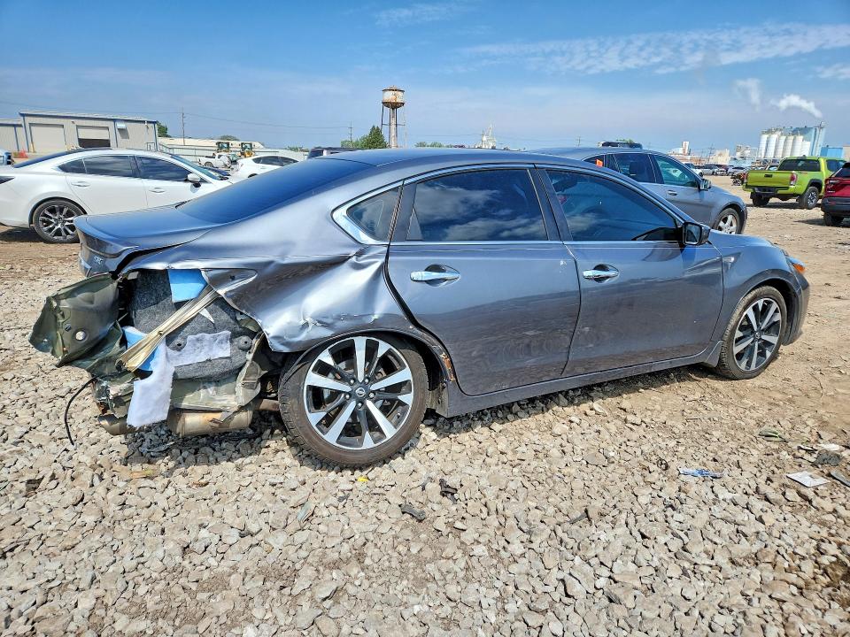 Продажа на аукционе авто 2018 Nissan Altima, vin: 1N4AL3AP8JC117484, номер лота: 54498186