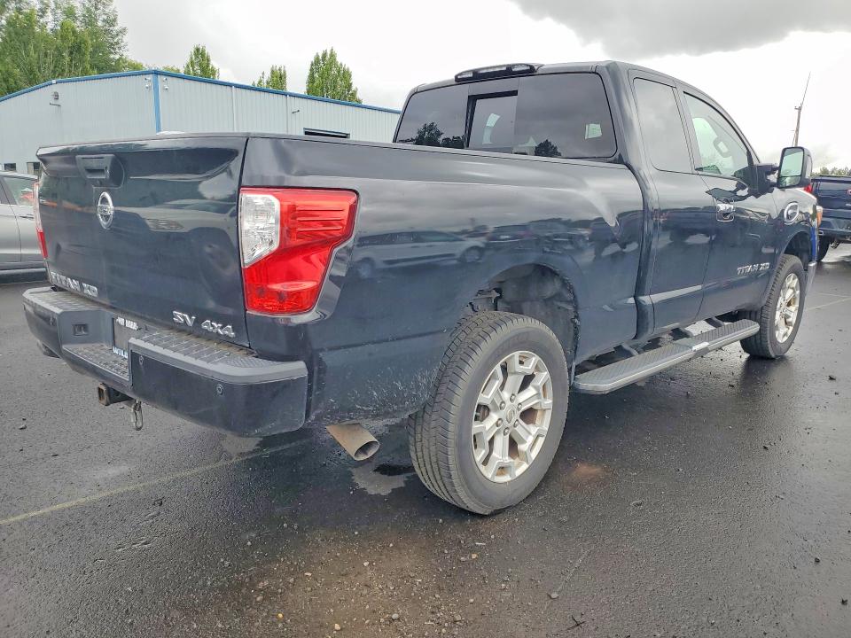 55057356 :رقم المزاد ، 1N6BA1C45HN549568 vin ، 2017 Nissan Titan Xd مزاد بيع