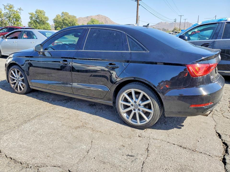 2015 Audi A3 მანქანა იყიდება აუქციონზე, vin: WAUACGFF1F1105582, აუქციონის ნომერი: 52719386