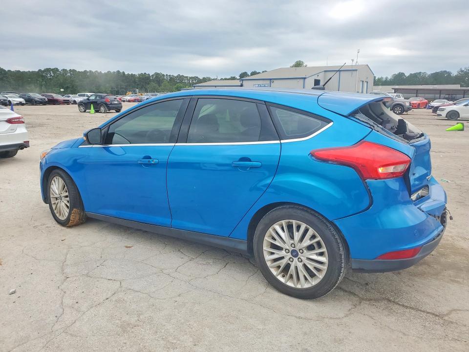 Продажа на аукционе авто 2015 Ford Focus, vin: 1FADP3N24FL293391, номер лота: 52522716