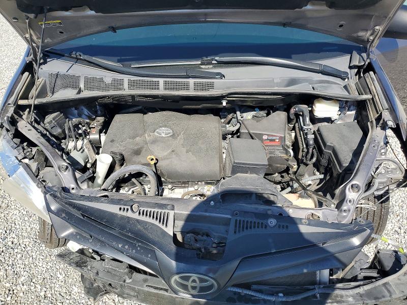 52862866 :رقم المزاد ، 5TDZZ3DC8LS073881 vin ، 2020 Toyota Sienna مزاد بيع