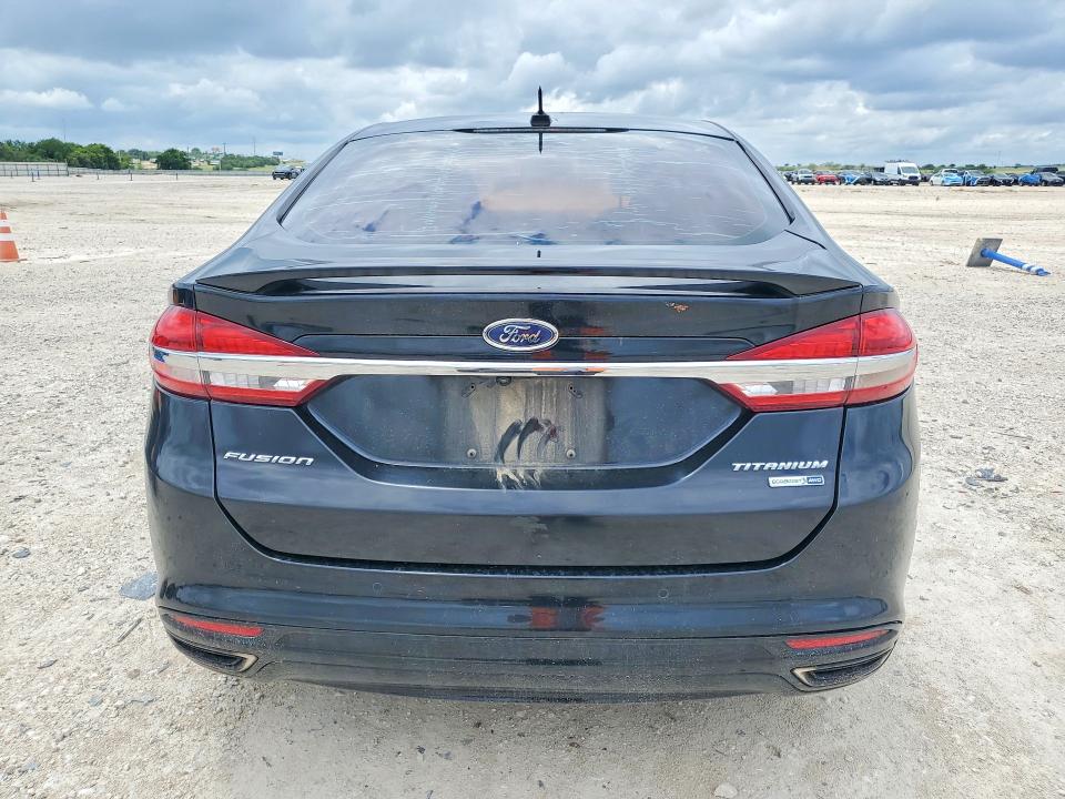 2018 Ford Fusion მანქანა იყიდება აუქციონზე, vin: 3FA6P0D93JR194240, აუქციონის ნომერი: 54807496