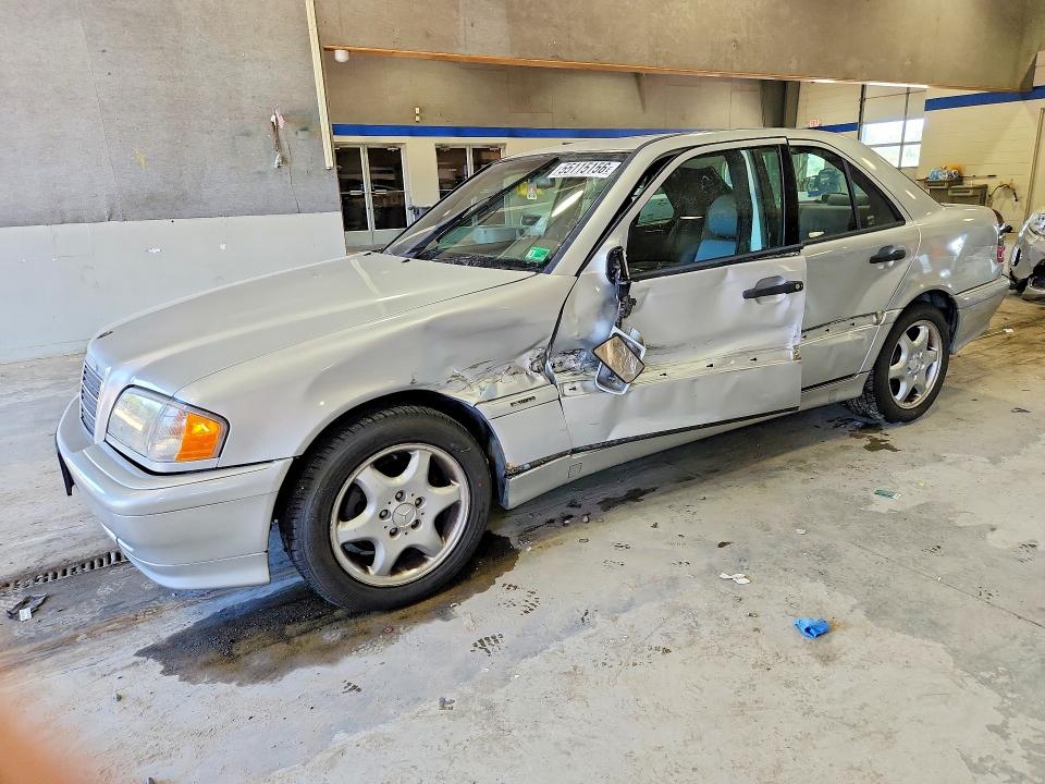 Продажа на аукционе авто 2000 Mercedes-benz C, vin: WDBHA24G1YA858021, номер лота: 55115156
