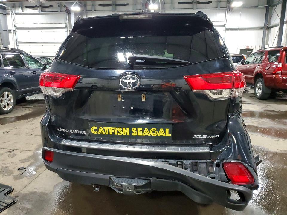 53721176 :رقم المزاد ، 5TDJZRFH5HS379419 vin ، 2017 Toyota Highlander مزاد بيع