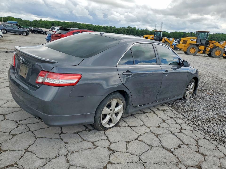 54719816 :رقم المزاد ، 4T1BF3EK0BU133979 vin ، 2011 Toyota Camry مزاد بيع
