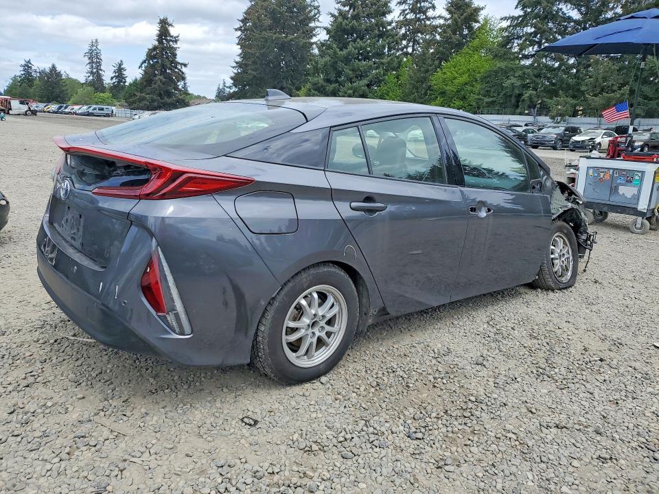 Продаж на аукціоні авто 2017 Toyota Prius Prime, vin: JTDKARFP9H3025584, номер лоту: 53161856