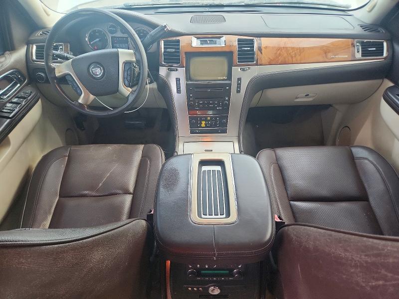 52904666 :رقم المزاد ، 1GYUCKEFXAR146463 vin ، 2010 Cadillac Escalade مزاد بيع