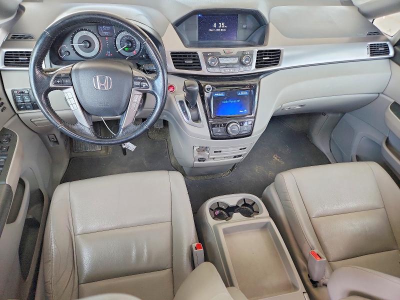 53193946 :رقم المزاد ، 5FNRL5H94FB115564 vin ، 2015 Honda Odyssey مزاد بيع