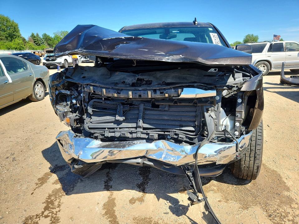 Продажа на аукционе авто 2018 Chevrolet Silverado, vin: 1GCVKREC2JZ191327, номер лота: 54814766