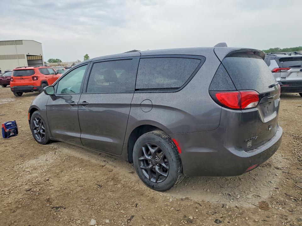 53108396 :رقم المزاد ، 2C4RC1FG1KR653261 vin ، 2019 Chrysler Pacifica مزاد بيع