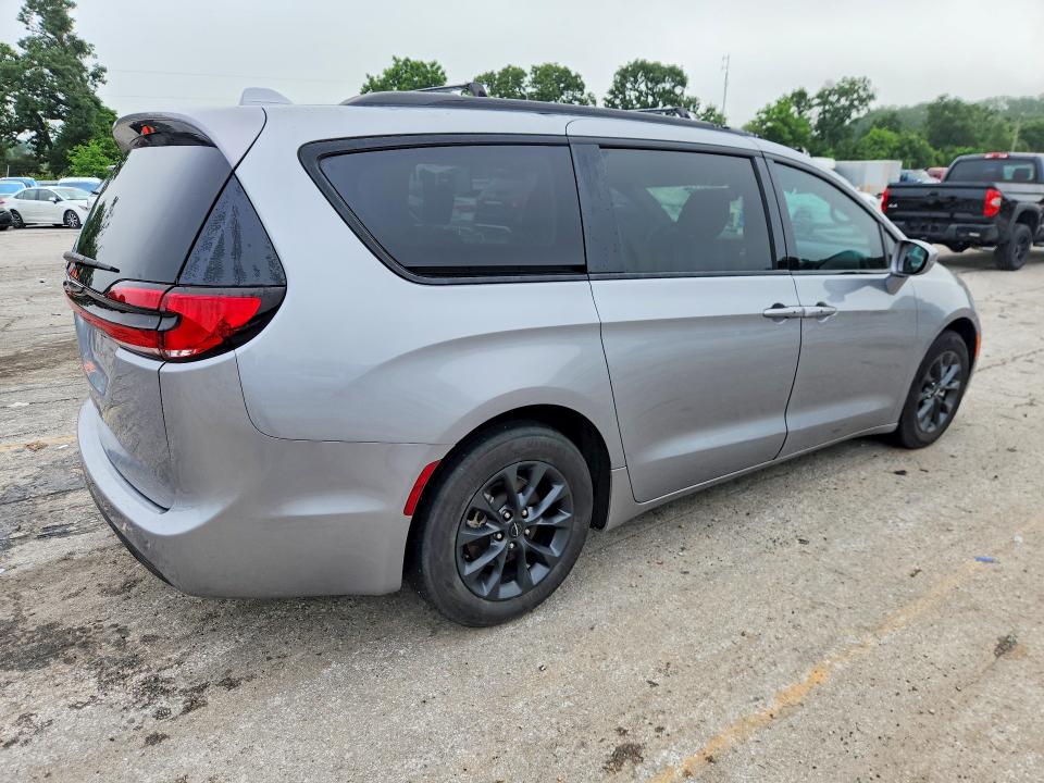 Продажа на аукционе авто 2021 Chrysler Pacifica, vin: 2C4RC1FG1MR572134, номер лота: 55599116