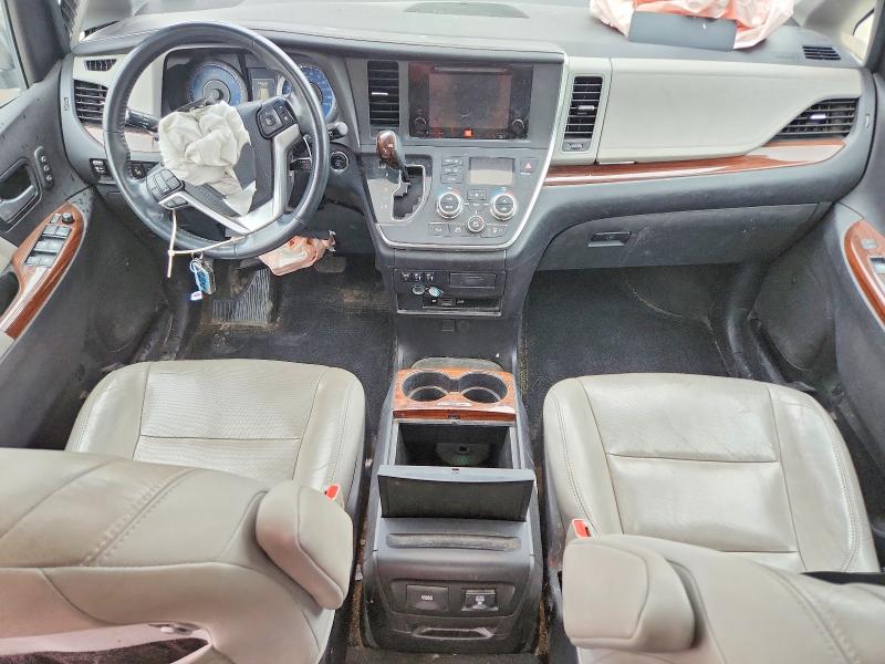Продажа на аукционе авто 2017 Toyota Sienna, vin: 5TDDZ3DC9HS151621, номер лота: 52499206