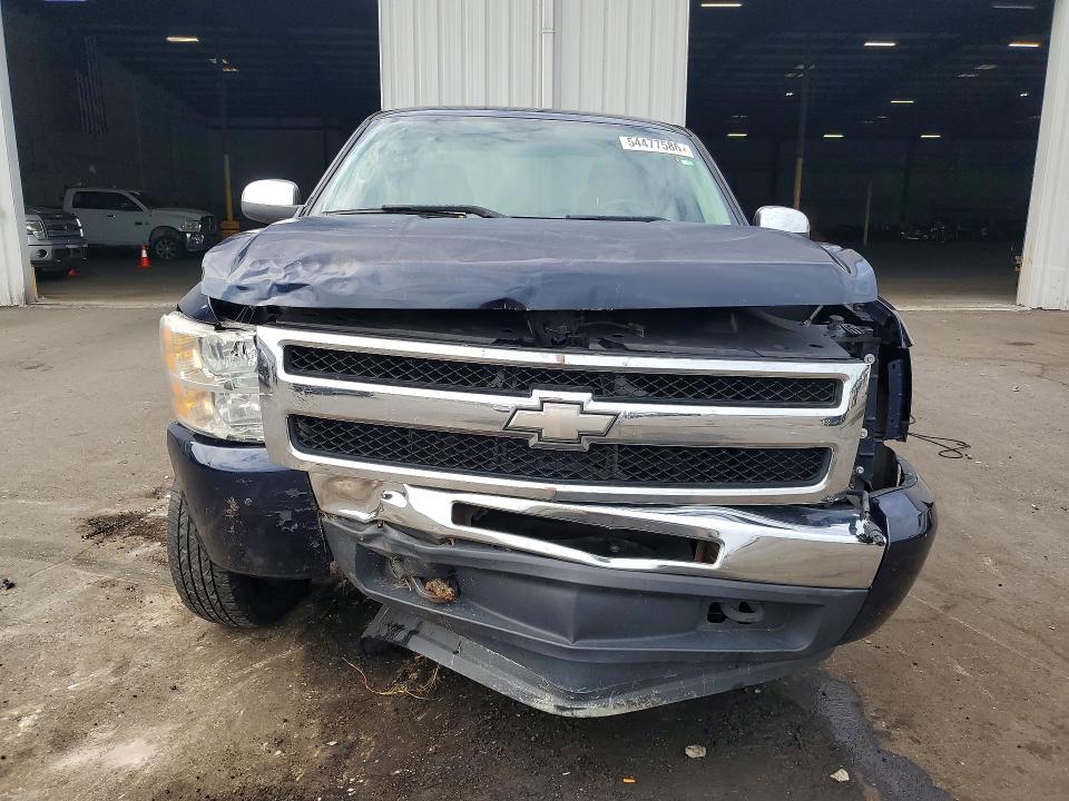 54477586 :رقم المزاد ، 1GCRCSE06BZ303057 vin ، 2011 Chevrolet Silverado مزاد بيع