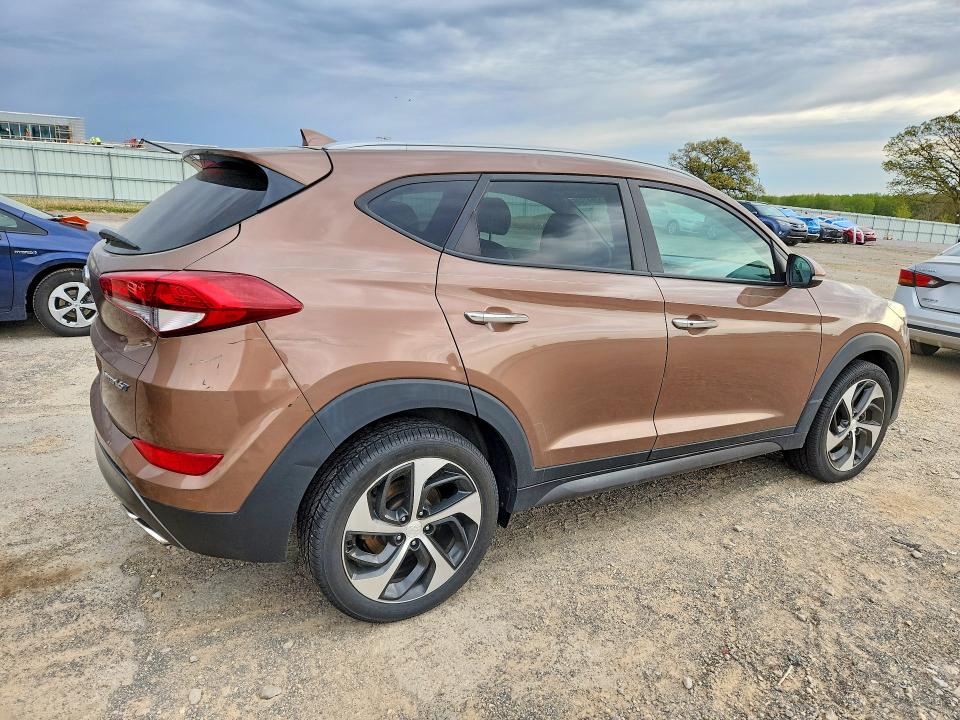 Aukcja sprzedaży 2016 Hyundai Tucson, vin: KM8J33A23GU197113, numer aukcji: 52541946