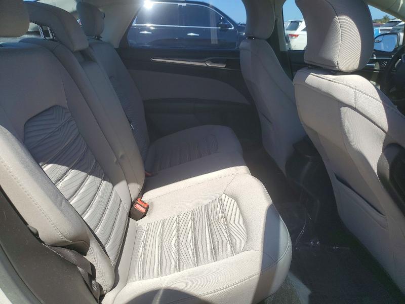 52197316 :رقم المزاد ، 3FA6P0G79GR274922 vin ، 2016 Ford Fusion مزاد بيع