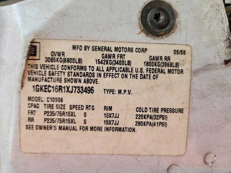 52895796 :رقم المزاد ، 1GKEC16R1XJ733496 vin ، 1999 Gmc Suburban مزاد بيع