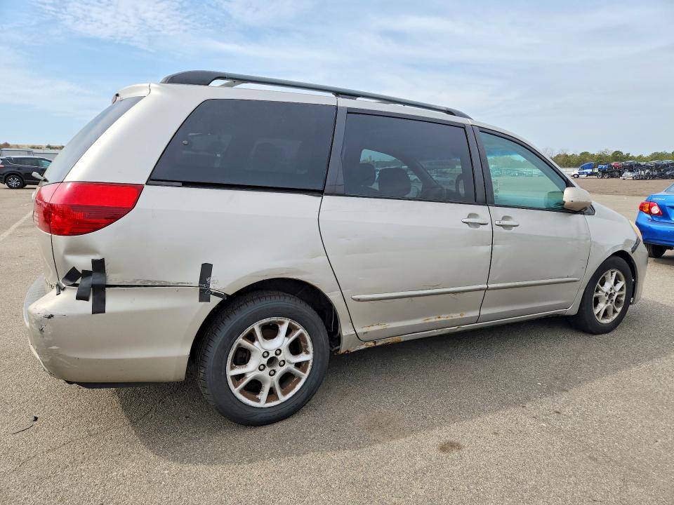 2004 Toyota Sienna მანქანა იყიდება აუქციონზე, vin: 5TDZA22C74S080813, აუქციონის ნომერი: 51830776