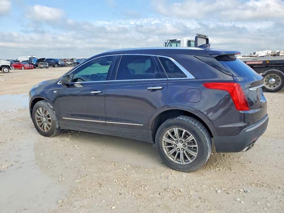 52604286 :رقم المزاد ، 1GYKNBRS8HZ101038 vin ، 2017 Cadillac Xt5 مزاد بيع