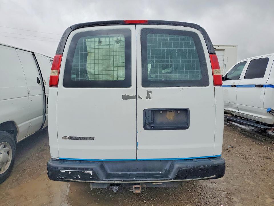 53878906 :رقم المزاد ، 1GCWGFCAXD1902863 vin ، 2013 Chevrolet Express G2500 مزاد بيع