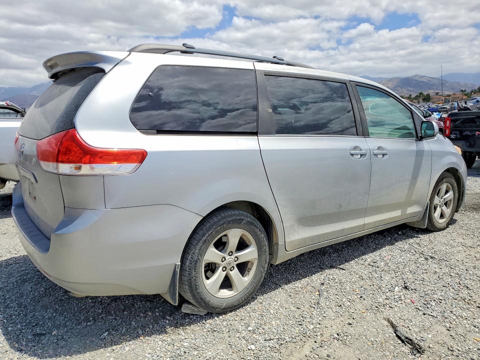 Продаж на аукціоні авто 2012 Toyota Sienna, vin: 5TDKK3DC6CS216204, номер лоту: 54693266