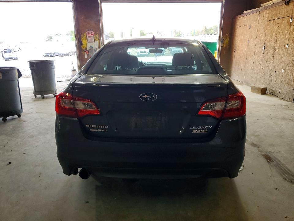 52812206 :رقم المزاد ، 4S3BNAF66H3018573 vin ، 2017 Subaru Legacy مزاد بيع