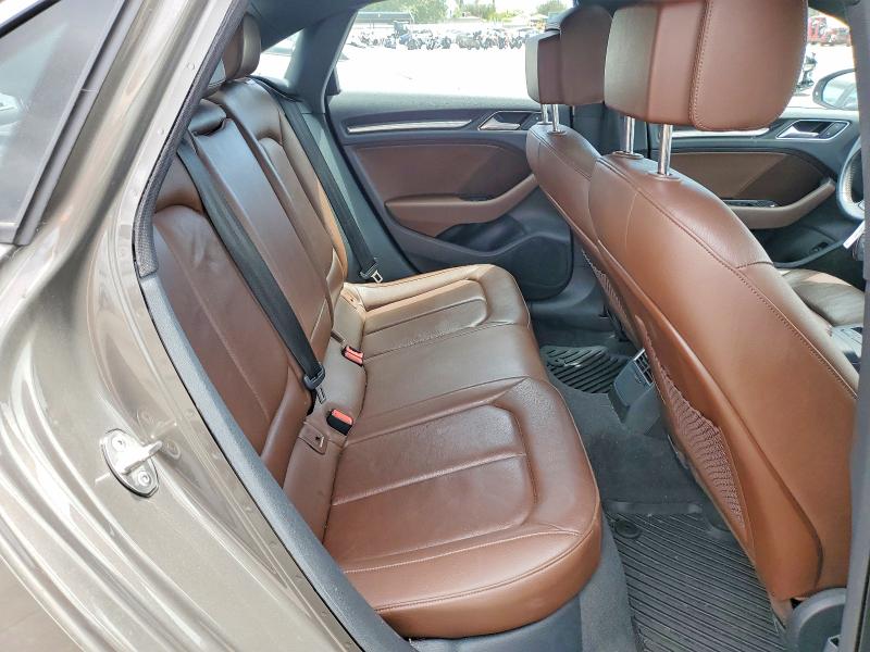 55464146 :رقم المزاد ، WAUE8GFFXG1040381 vin ، 2016 Audi A3 مزاد بيع