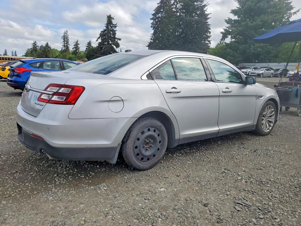 2013 Ford Taurus მანქანა იყიდება აუქციონზე, vin: 1FAHP2F89DG126531, აუქციონის ნომერი: 53832766
