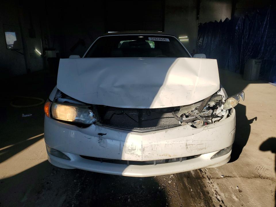 2002 Toyota Camry Solara მანქანა იყიდება აუქციონზე, vin: 2T1FF28PX2C565371, აუქციონის ნომერი: 52824656