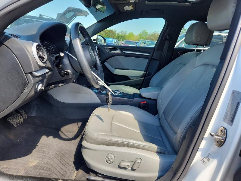 53304466 :رقم المزاد ، WAUBEGFFXKA081307 vin ، 2019 Audi A3 مزاد بيع