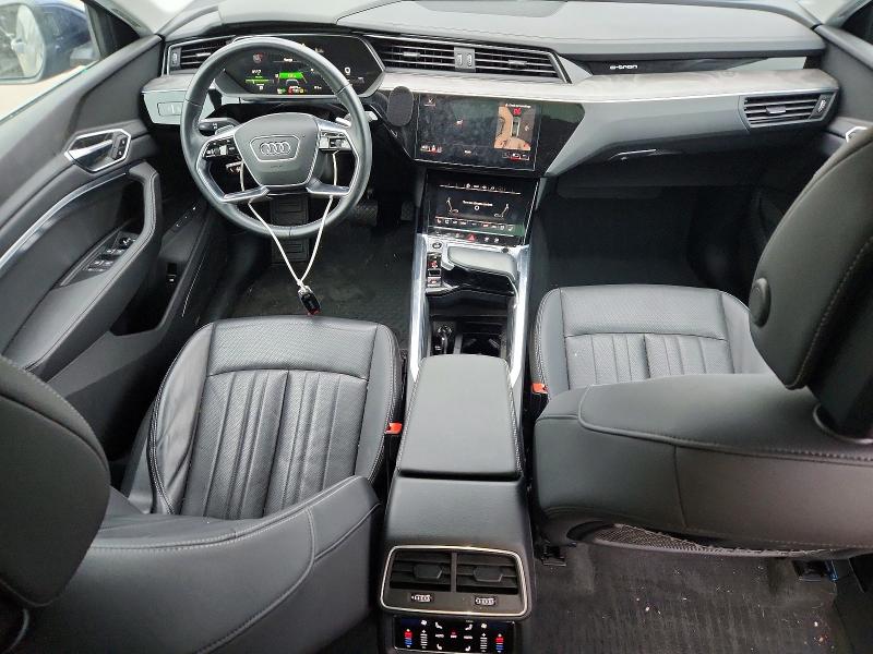 Продажа на аукционе авто 2021 Audi E-tron, vin: WA12AAGE5MB001582, номер лота: 52018686