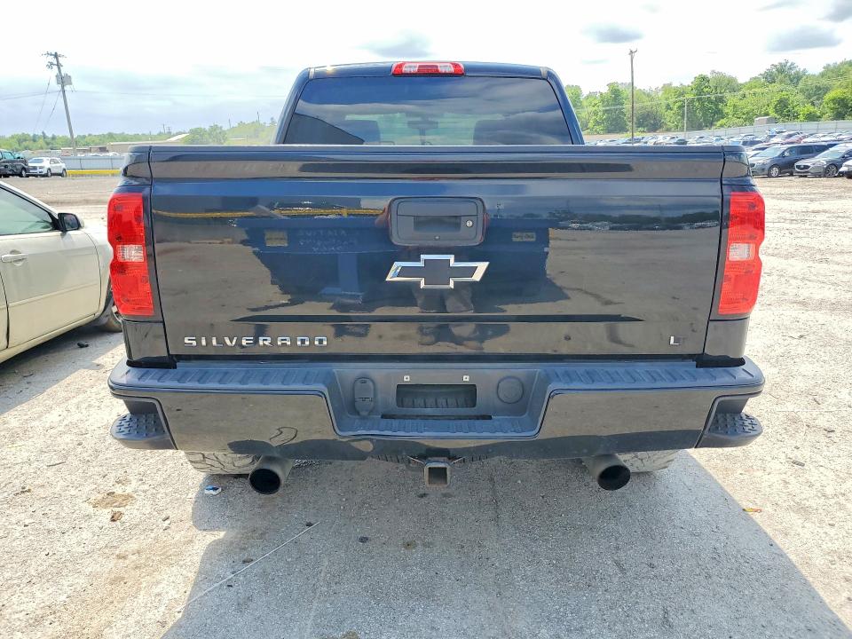 Продаж на аукціоні авто 2018 Chevrolet Silverado, vin: 3GCUKREC0JG366685, номер лоту: 51516636