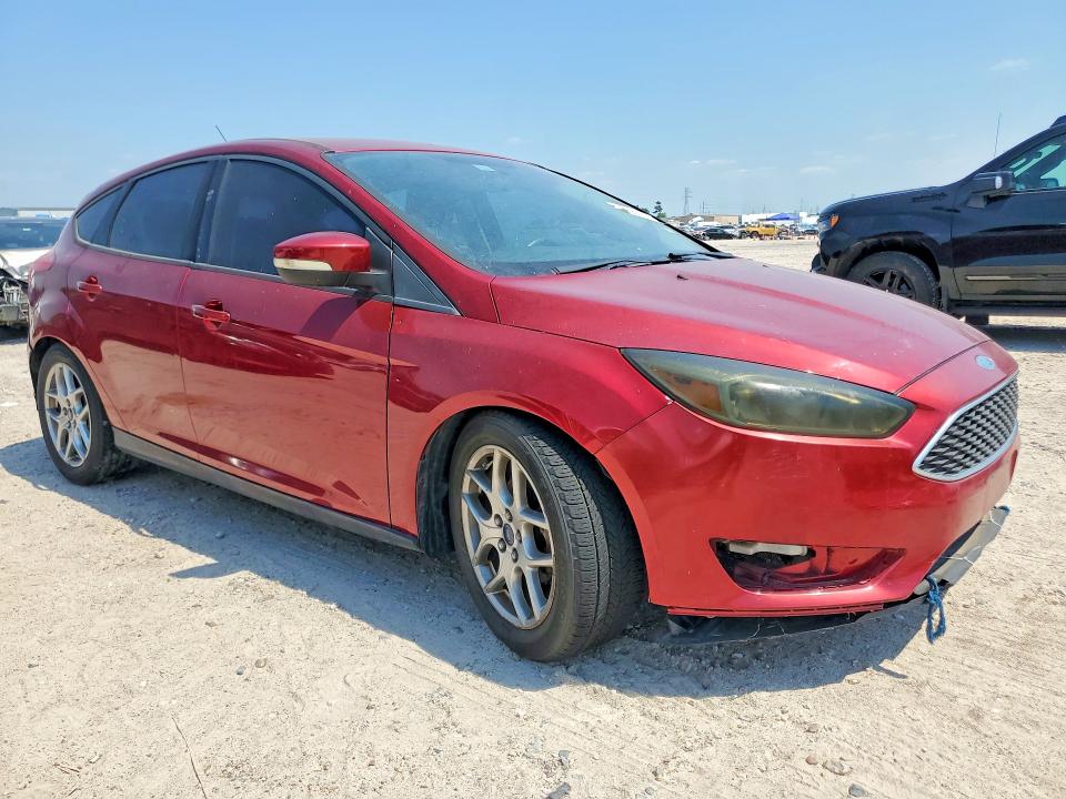 53672146 :رقم المزاد ، 1FADP3K20FL252843 vin ، 2015 Ford Focus مزاد بيع