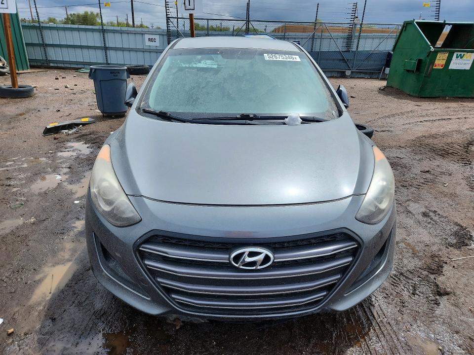 52675346 :رقم المزاد ، KMHD35LH8HU374864 vin ، 2017 Hyundai Elantra Gt مزاد بيع