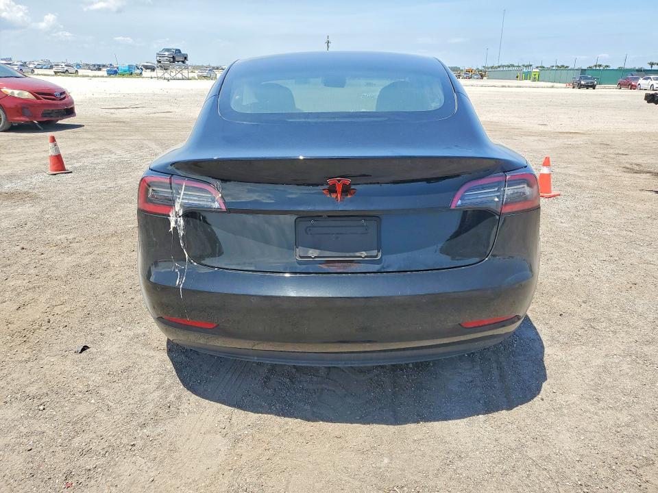 2018 Tesla Model 3 მანქანა იყიდება აუქციონზე, vin: 5YJ3E1EA3JF005850, აუქციონის ნომერი: 52039596