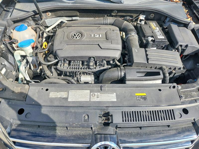 53895556 :رقم المزاد ، 1VWAT7A32FC009512 vin ، 2015 Volkswagen Passat مزاد بيع