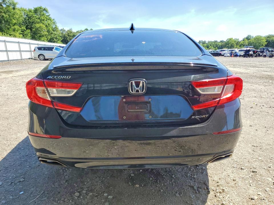 Продаж на аукціоні авто 2018 Honda Accord, vin: 1HGCV1F38JA207318, номер лоту: 48546966