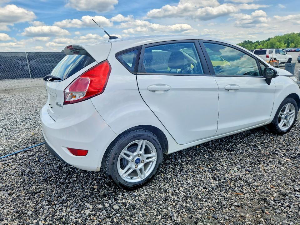 52888616 :رقم المزاد ، 3FADP4EJ8KM120673 vin ، 2019 Ford Fiesta مزاد بيع