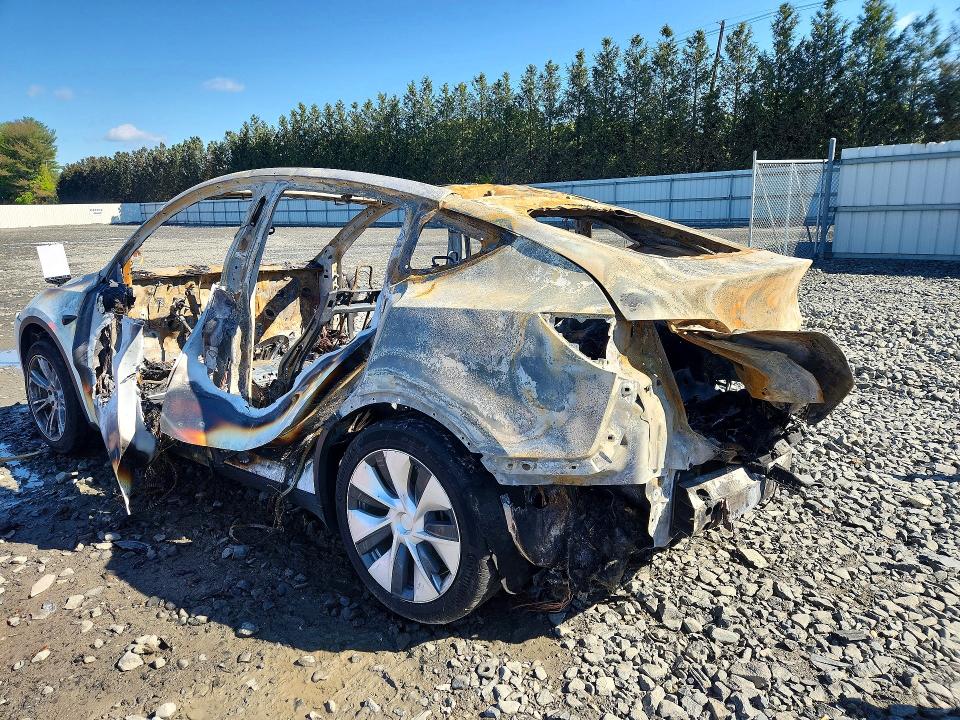 Продажа на аукционе авто 2020 Tesla Model Y, vin: 5YJYGDEE3LF032845, номер лота: 52139286
