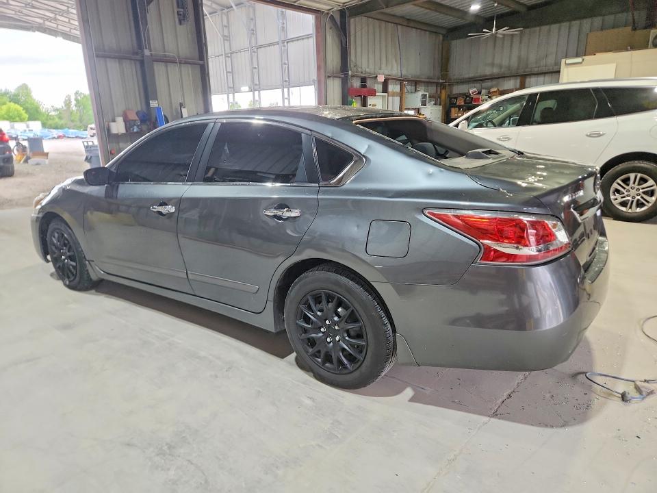 Продажа на аукционе авто 2015 Nissan Altima, vin: 1N4AL3AP0FN912606, номер лота: 52469156
