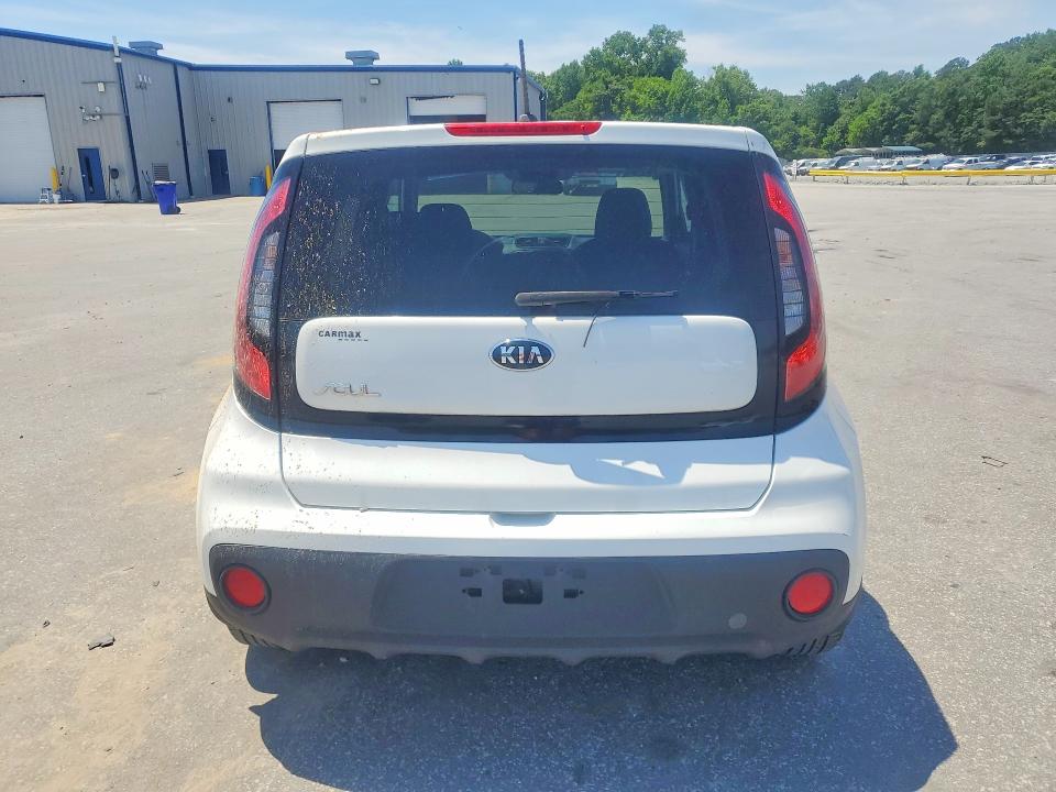 Продаж на аукціоні авто 2018 Kia Soul, vin: KNDJN2A20J7522248, номер лоту: 55425356