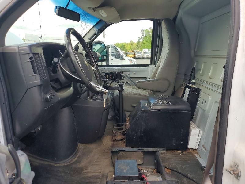 53002246 :رقم المزاد ، 1GCWGFCF7F1159867 vin ، 2015 Chevrolet Express G2500 مزاد بيع