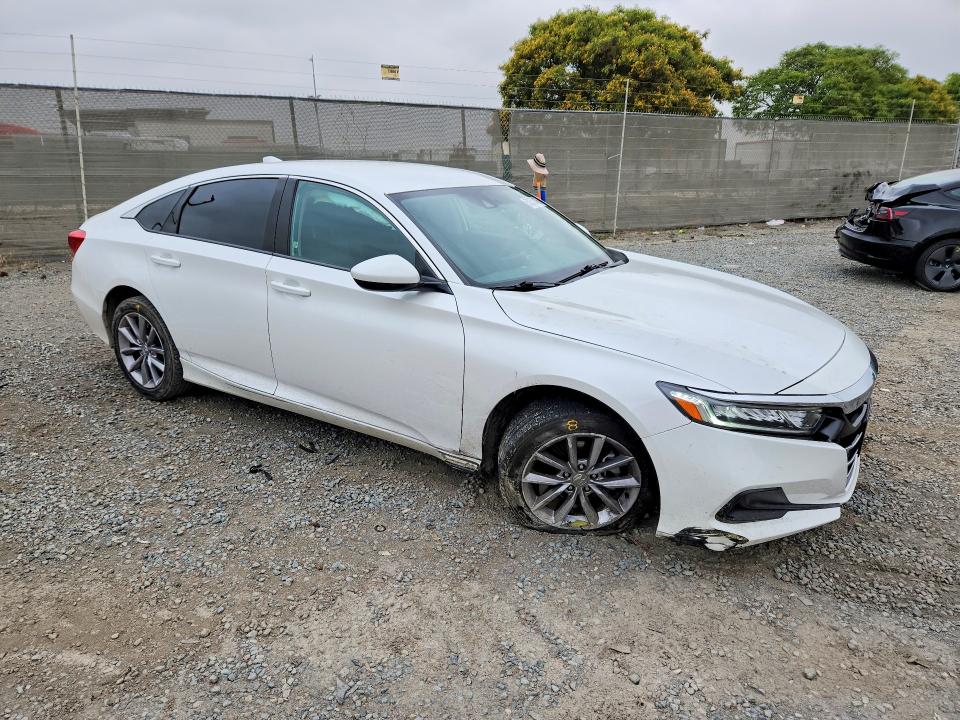 Продажа на аукционе авто 2021 Honda Accord, vin: 1HGCV1F18MA010345, номер лота: 53352476