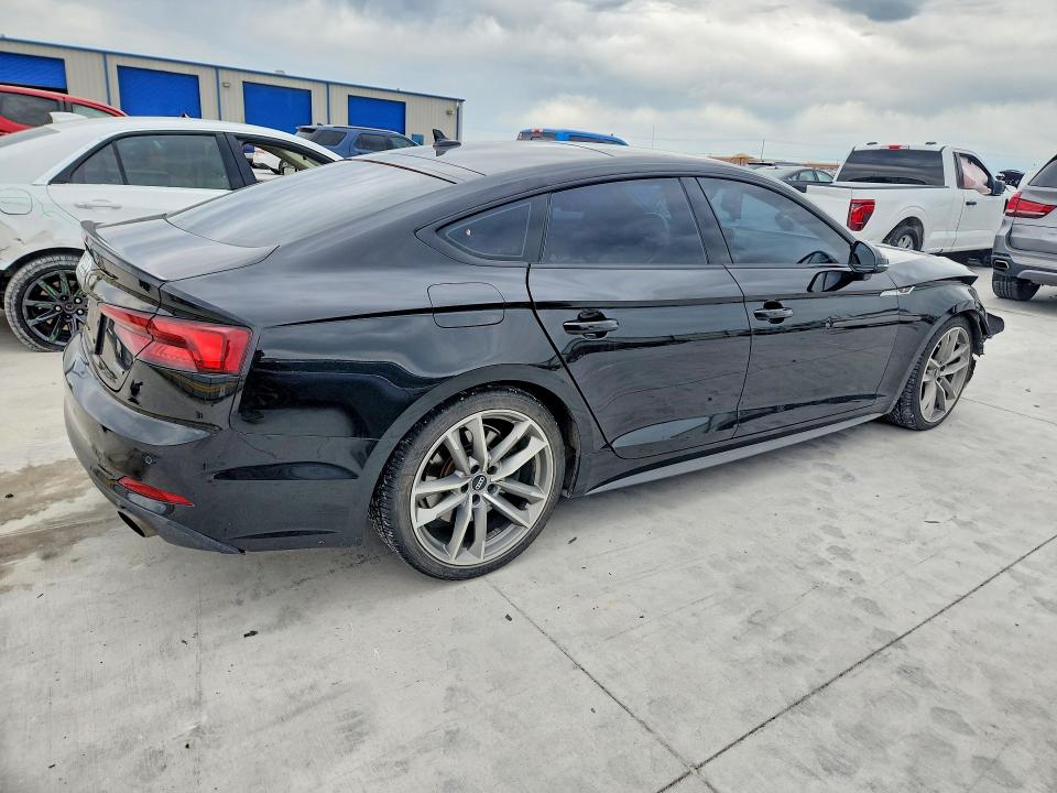 53610366 :رقم المزاد ، WAUENCF58KA011432 vin ، 2019 Audi A5 مزاد بيع