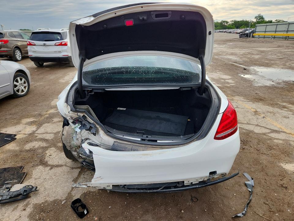 Продажа на аукционе авто 2016 Mercedes-benz C, vin: 55SWF6EB7GU116604, номер лота: 49390866