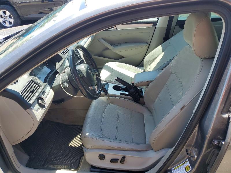 54791936 :رقم المزاد ، 1VWBP7A32DC114704 vin ، 2013 Volkswagen Passat مزاد بيع