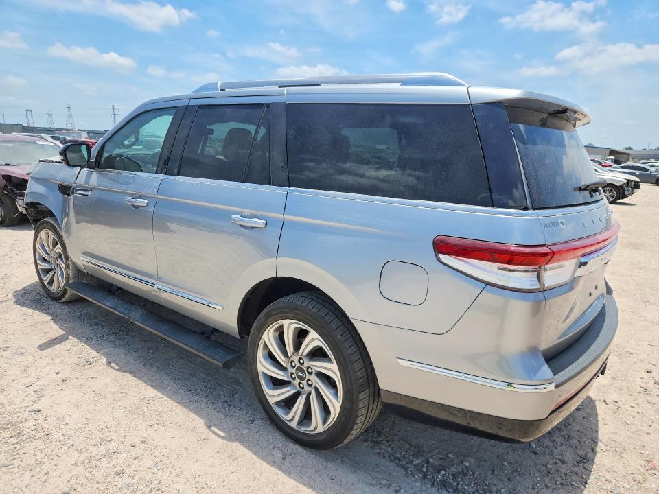 2022 Lincoln Navigator მანქანა იყიდება აუქციონზე, vin: 5LMJJ2KT0NEL10155, აუქციონის ნომერი: 52361626